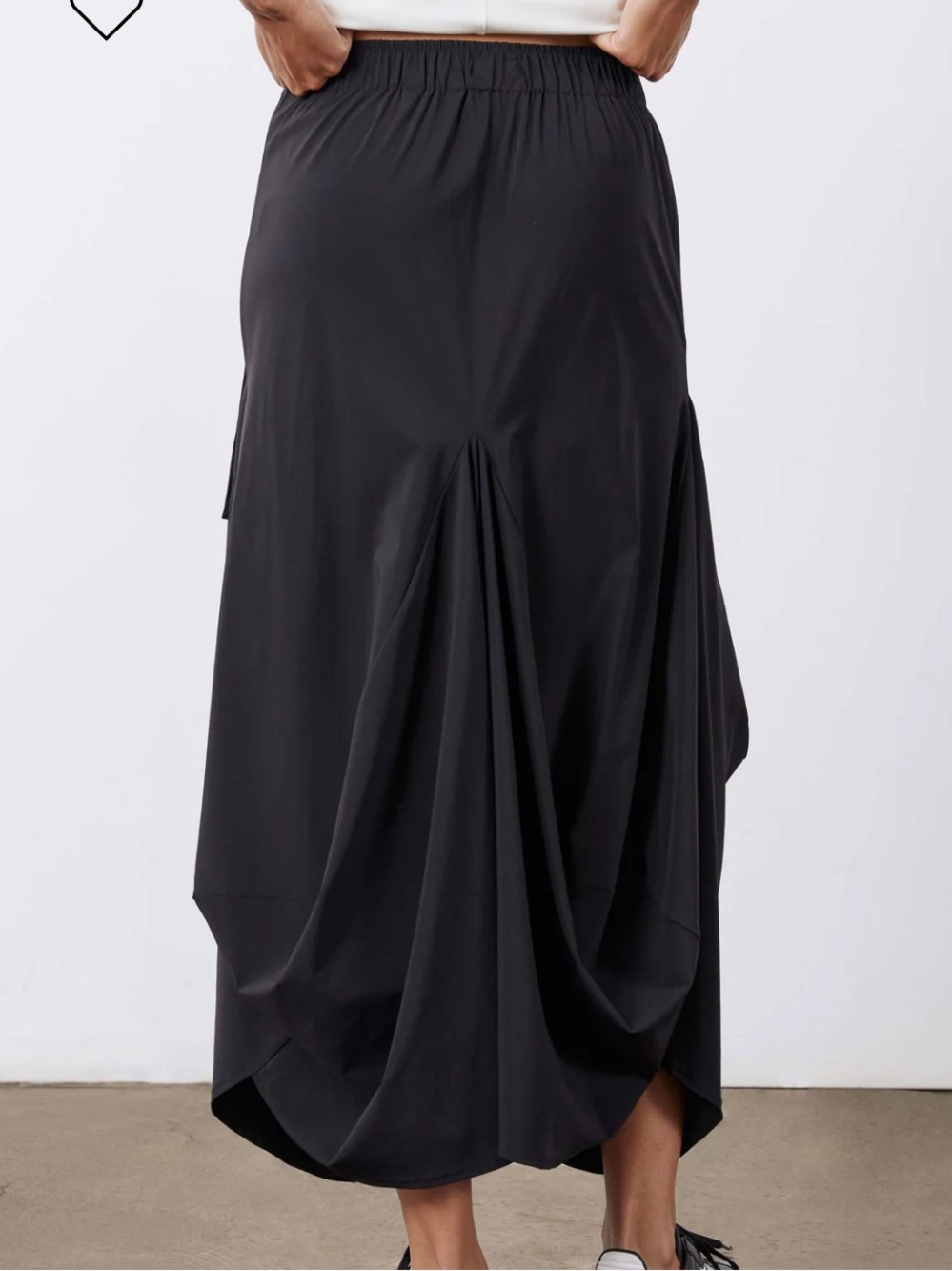 NWT Ruti The Petite Go-To Skirt in Black - Picture 2 of 5